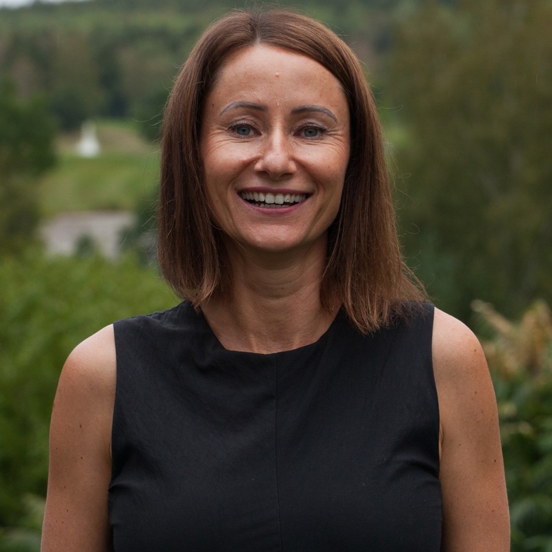 Lenka Teocharisová